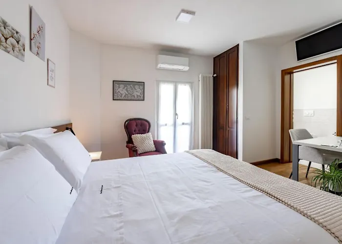 Due Maestà Reggio nell'Emilia