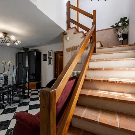 Due Maesta Konukevi 3*